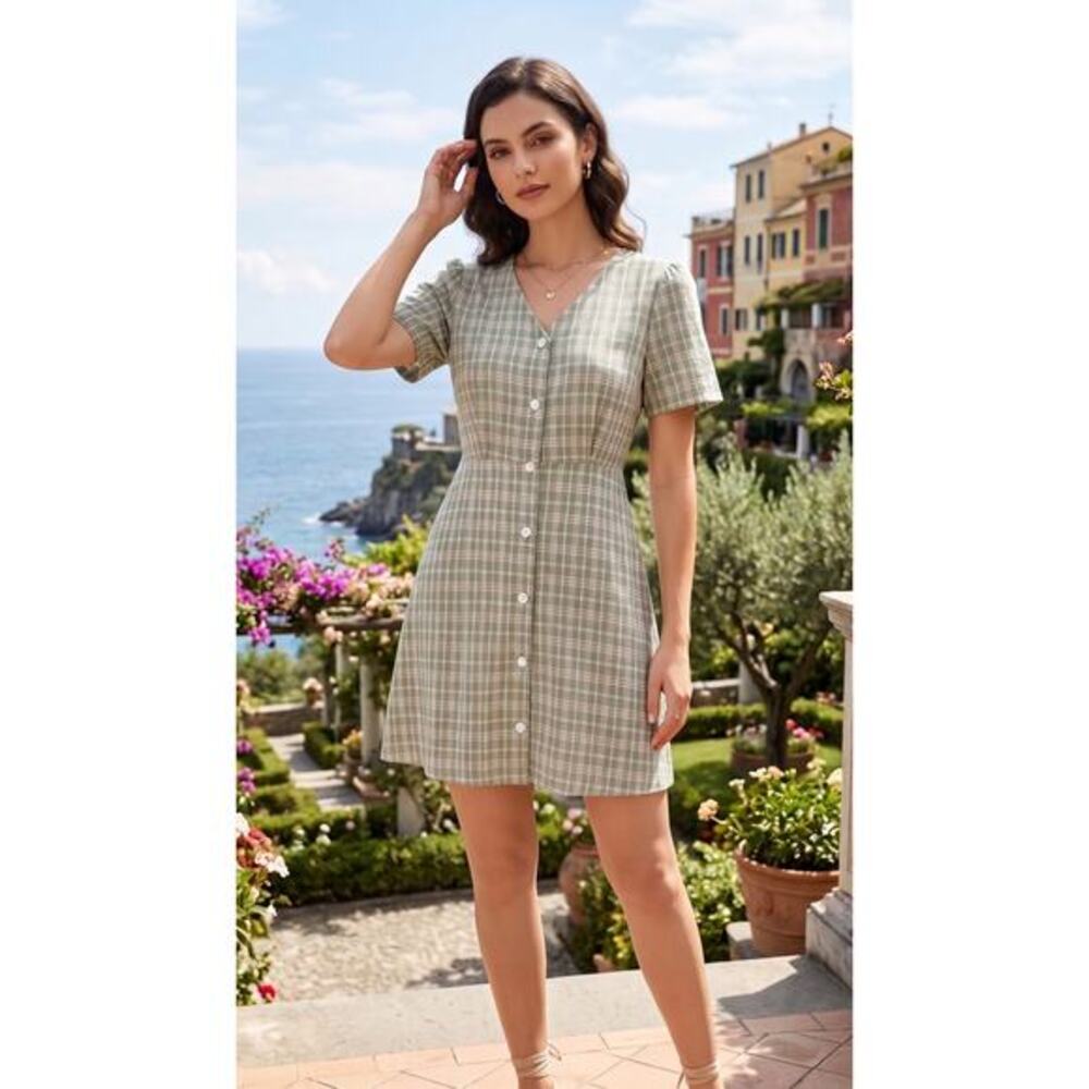 Free Style plaid short-sleeve button-front mini dress, No size Tag : size M
